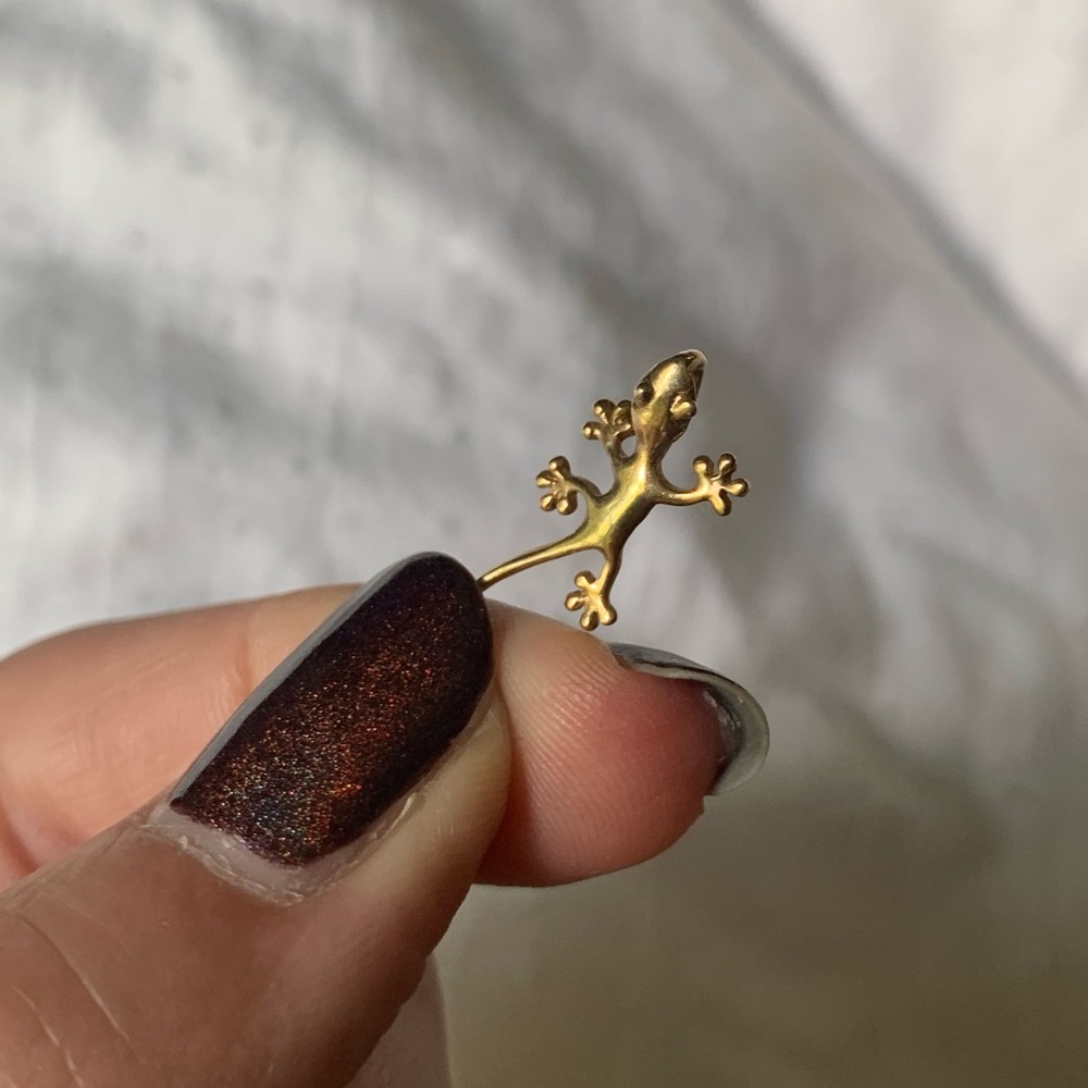 cutest solid 14k lizard charm necklace pendant